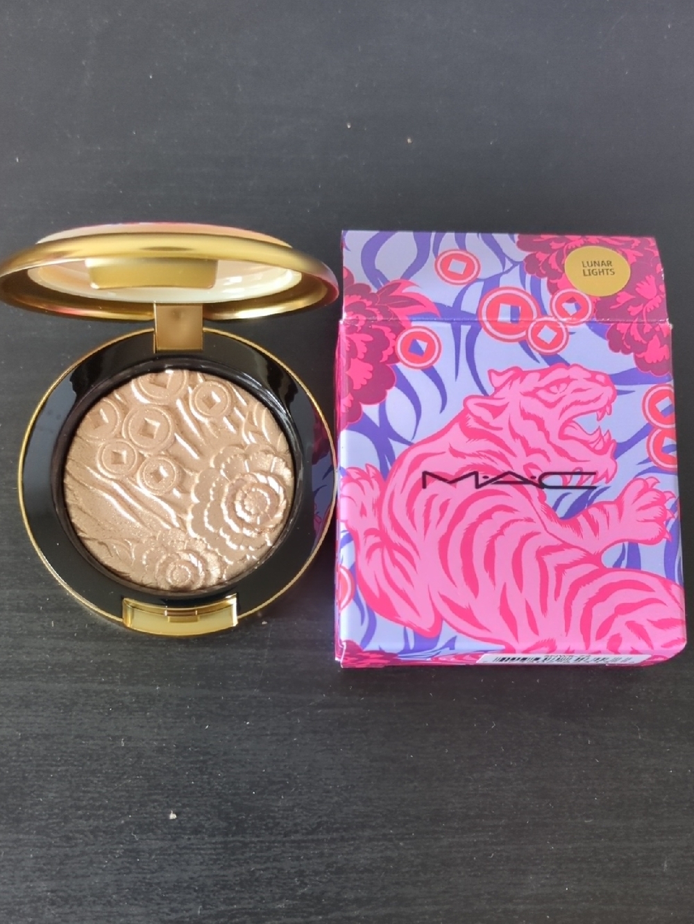 MAC Lunar New Year highlighter